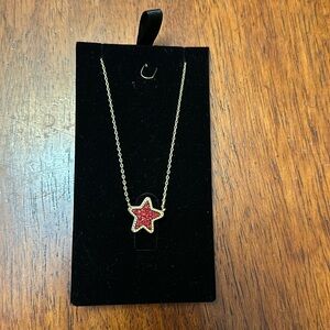 Kendra Scott Necklace!!